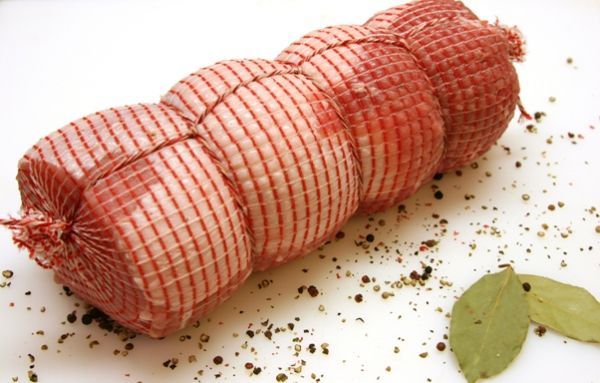 Boczek wieprzowy do pieczenia surowy przyprawiony Porchetta